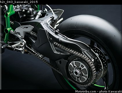 h2r_043_kawasaki_2015.jpg