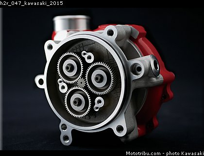 h2r_047_kawasaki_2015.jpg