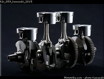 h2r_059_kawasaki_2015.jpg