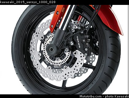 kawasaki_2015_versys_1000_028.jpg