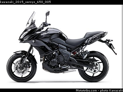 kawasaki_2015_versys_650_005.jpg