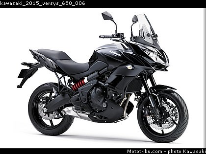 kawasaki_2015_versys_650_006.jpg