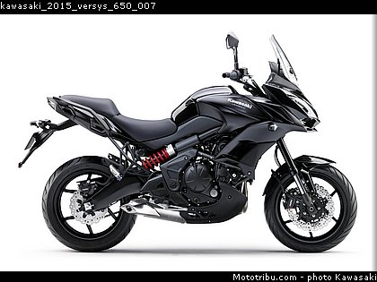 kawasaki_2015_versys_650_007.jpg