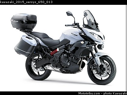 kawasaki_2015_versys_650_013.jpg