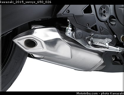 kawasaki_2015_versys_650_026.jpg