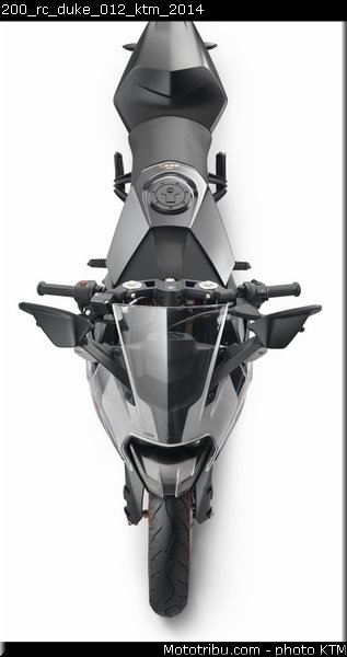 200_rc_duke_012_ktm_2014