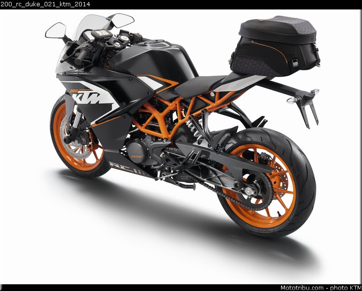 200_rc_duke_021_ktm_2014