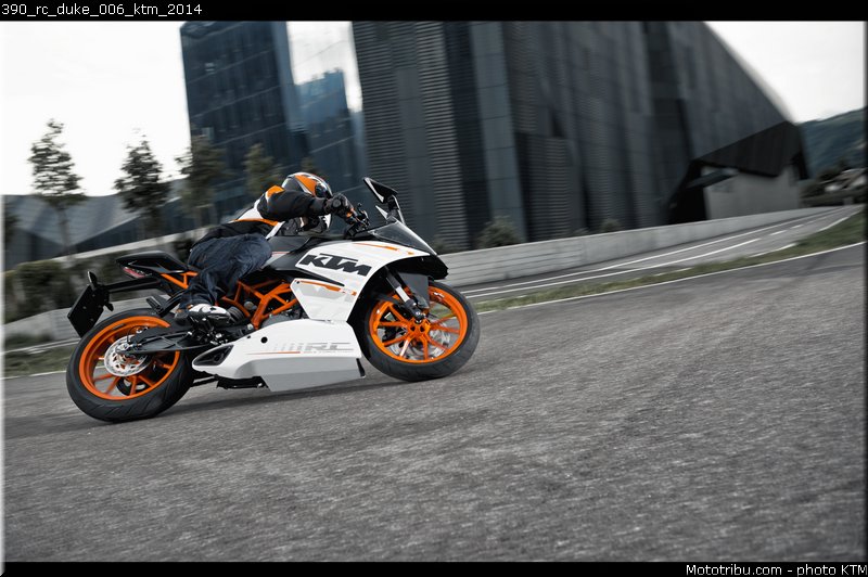390_rc_duke_006_ktm_2014