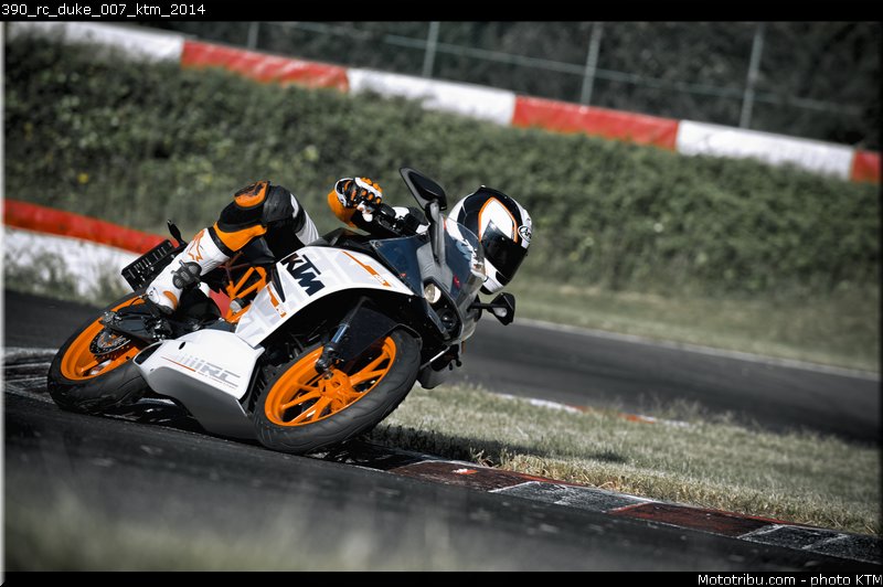390_rc_duke_007_ktm_2014