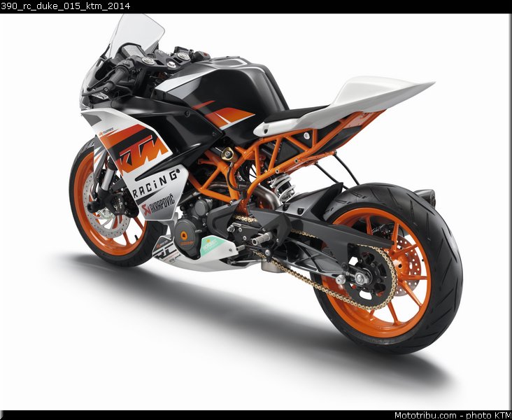 390_rc_duke_015_ktm_2014