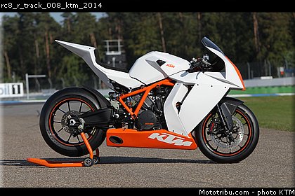 rc8_r_track_008_ktm_2014.jpg