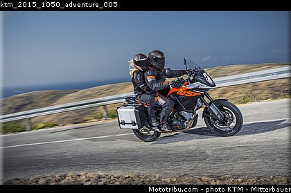 ktm_2015_1050_adventure_005.jpg