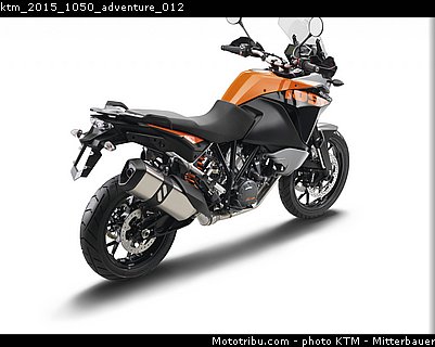 ktm_2015_1050_adventure_012.jpg