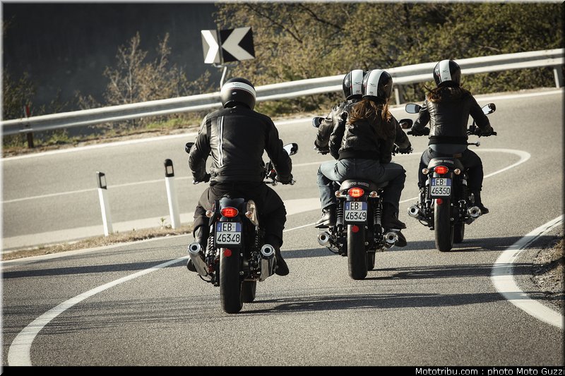 v7_011_moto_guzzi_2014