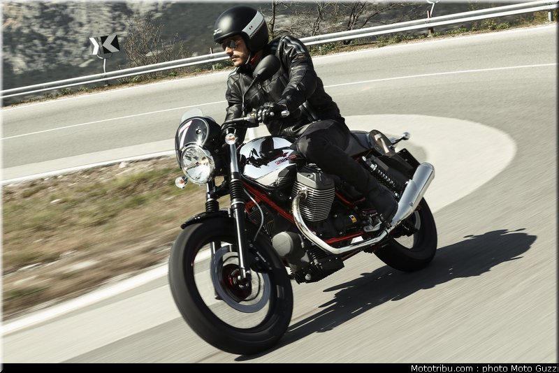 v7_racer_003_moto_guzzi_2014