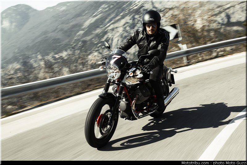 v7_racer_004_moto_guzzi_2014