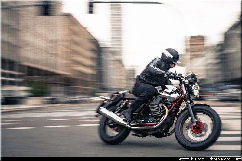 v7_racer_009_moto_guzzi_2014