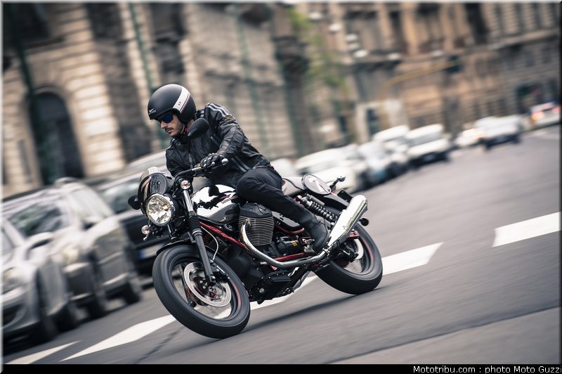 v7_racer_011_moto_guzzi_2014