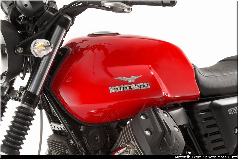 v7_stone_018_moto_guzzi_2014