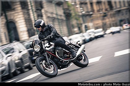 v7_racer_011_moto_guzzi_2014.jpg