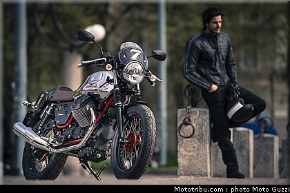 v7_racer_034_moto_guzzi_2014.jpg