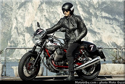 v7_racer_048_moto_guzzi_2014.jpg