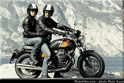v7_special_013_moto_guzzi_2014.jpg
