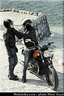 v7_special_018_moto_guzzi_2014.jpg