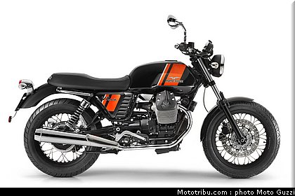 v7_special_023_moto_guzzi_2014.jpg