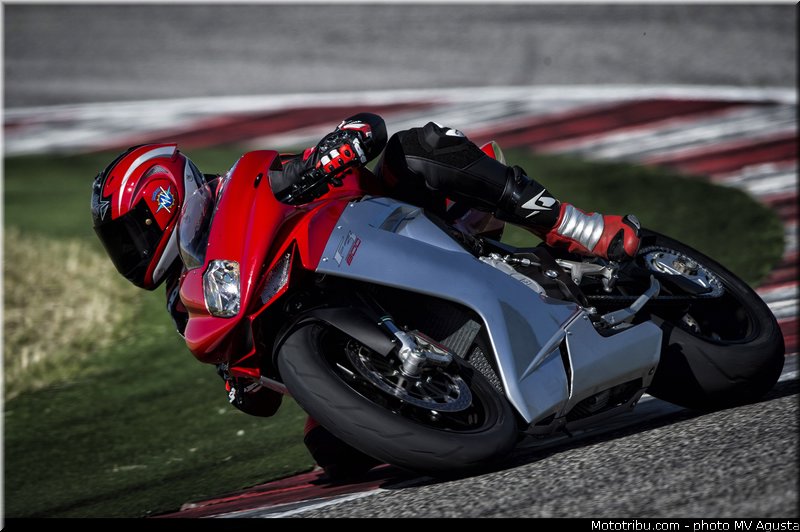 mv_agusta_2013_f3_800_0001