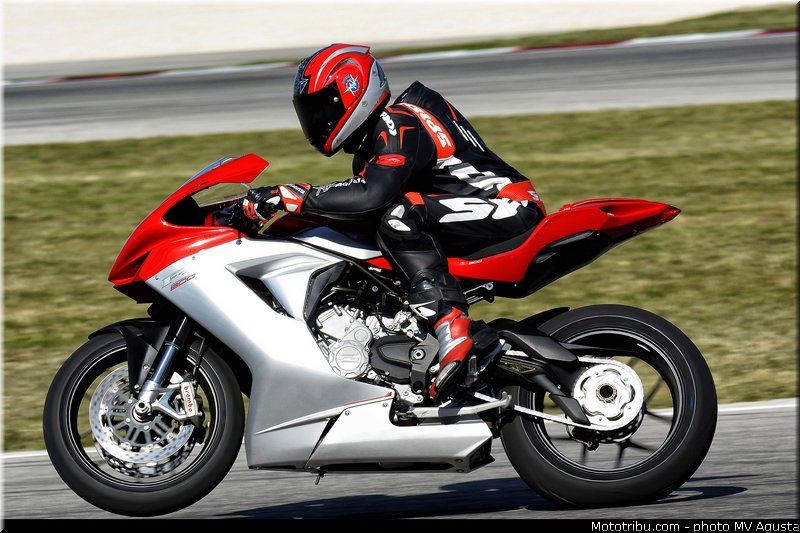 mv_agusta_2013_f3_800_0003