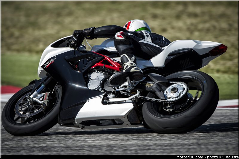 mv_agusta_2013_f3_800_0008