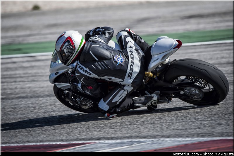 mv_agusta_2013_f3_800_0025