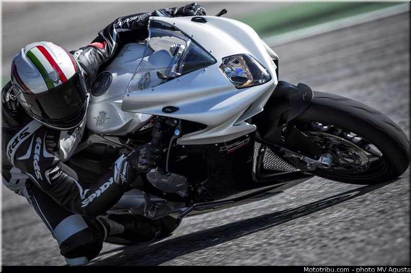 mv_agusta_2013_f3_800_0029