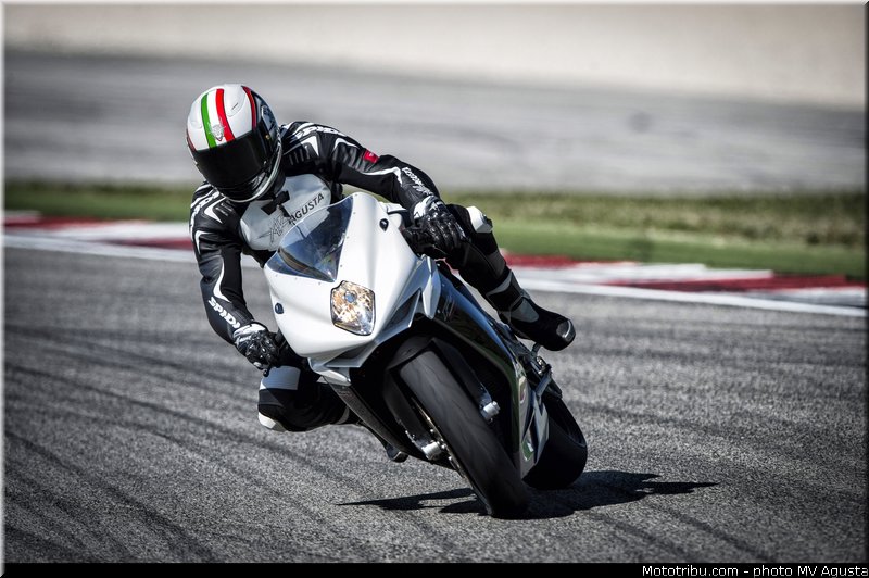 mv_agusta_2013_f3_800_0037
