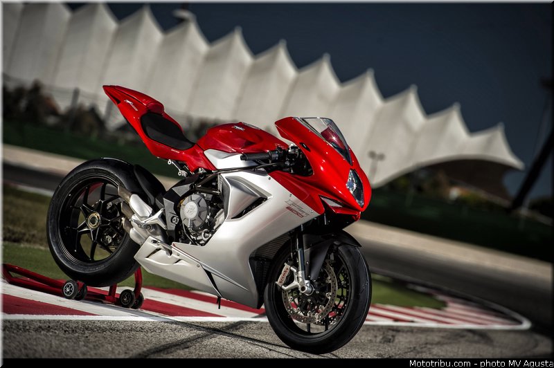 mv_agusta_2013_f3_800_0042