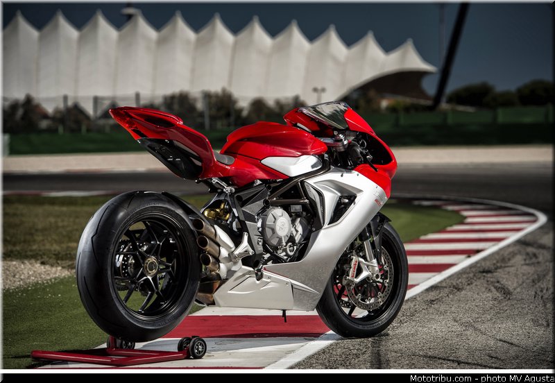 mv_agusta_2013_f3_800_0044