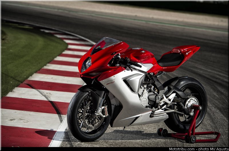 mv_agusta_2013_f3_800_0048