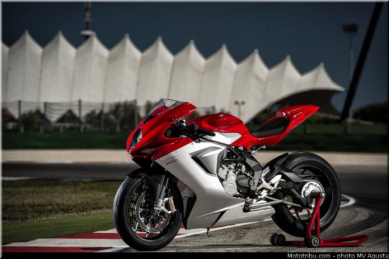 mv_agusta_2013_f3_800_0050