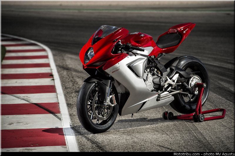 mv_agusta_2013_f3_800_0051