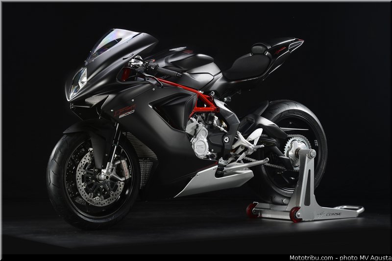 mv_agusta_2013_f3_800_0059