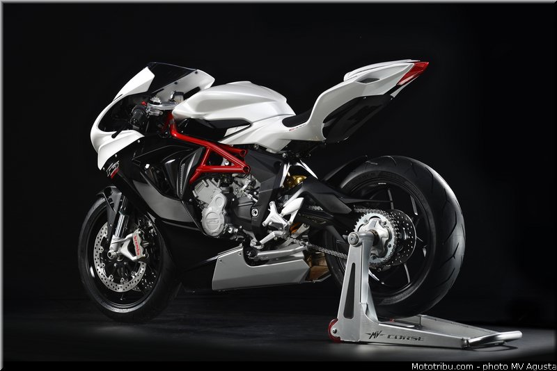 mv_agusta_2013_f3_800_0060