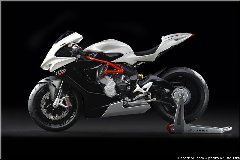 mv_agusta_2013_f3_800_0061