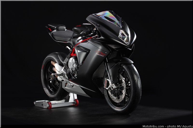 mv_agusta_2013_f3_800_0064