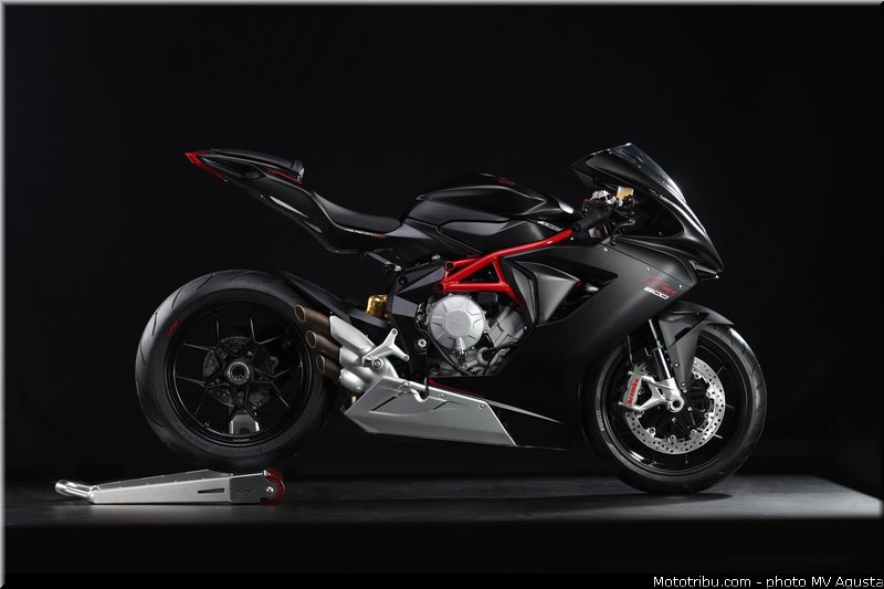 mv_agusta_2013_f3_800_0066
