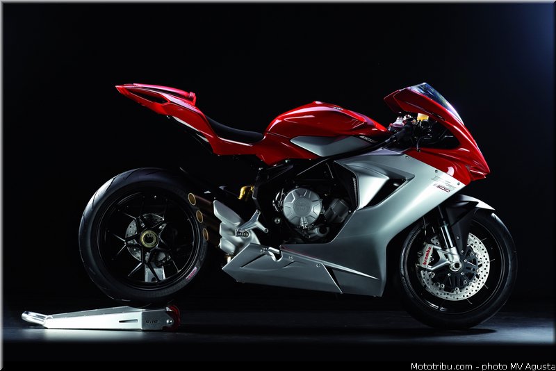 mv_agusta_2013_f3_800_0069
