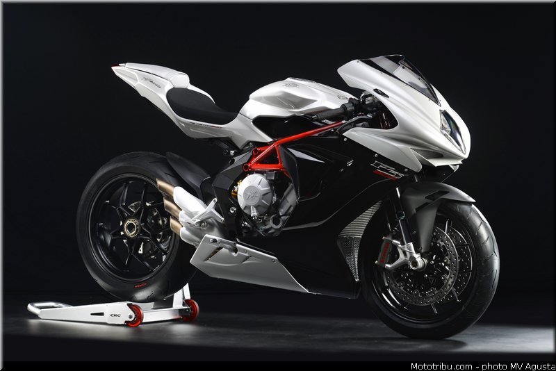 mv_agusta_2013_f3_800_0070
