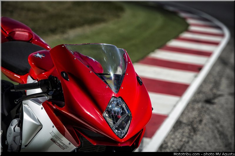 mv_agusta_2013_f3_800_0076