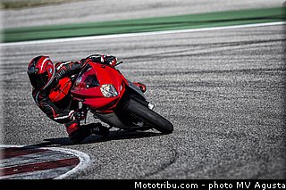 mv_agusta_2013_f3_800_0007.jpg