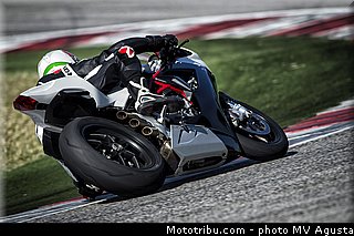 mv_agusta_2013_f3_800_0012.jpg